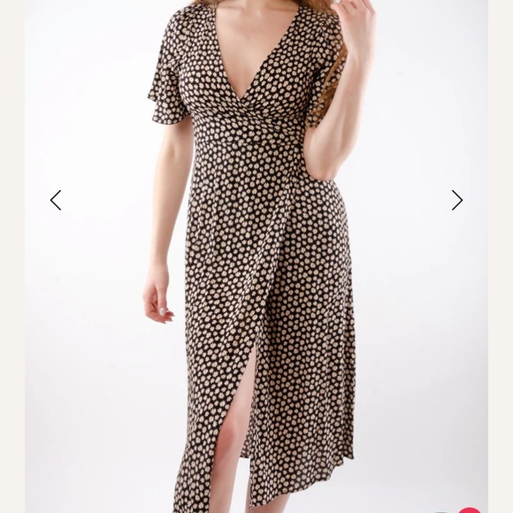 Audrey 3+1 floral dress size small (it fits like a small) - Picture 4 of 4